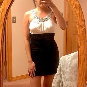 BLACK AND WHITE STRETCHY DEB DRESS